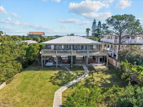 Waterfront Duplex in Cedar Key