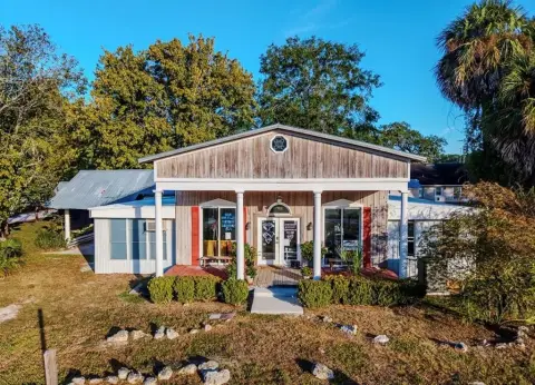 Commercial Investment Opportunity in Bell, Florida