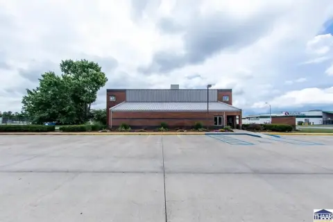 Updated Office Space Near High Traffic