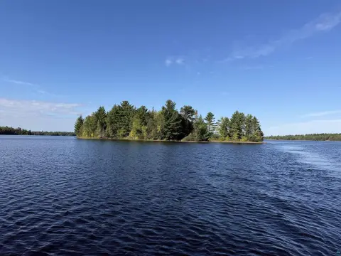 Island Waterfront Land