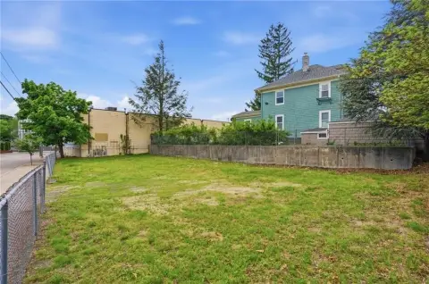 Residential Land in Established Neighborhood