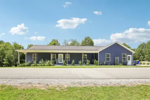 Russellville Farm with Modern Upgrades