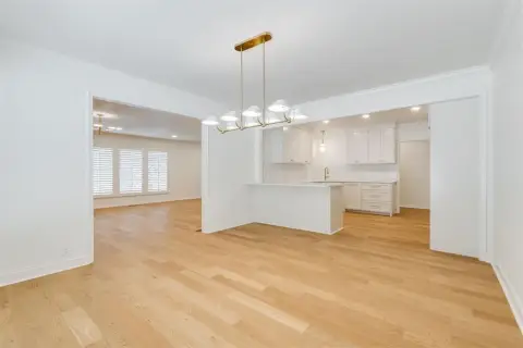 Duplex with Private Suites