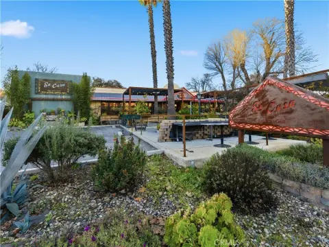 Turnkey Restaurant & Bar Opportunity