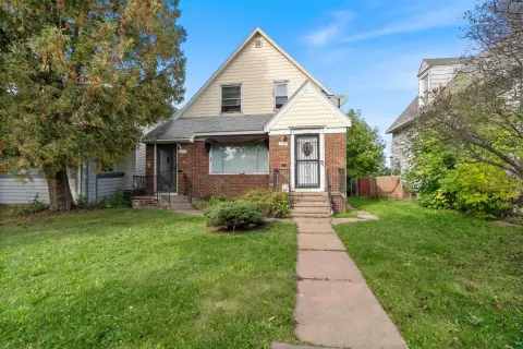 Triplex with Detached Garage