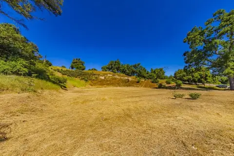 Commercial Land in Ahwahnee, CA