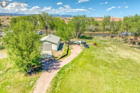 Waterfront Recreational Property with Outbuilding