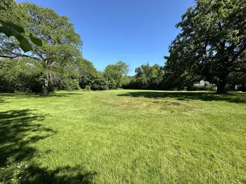 Land in Northfield, Illinois