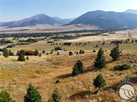 Land with Expansive Mountain Views