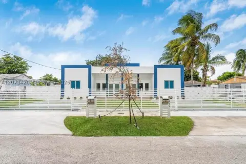 Fenced Duplex with Private Yard
