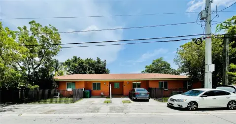 Duplex with New Roof