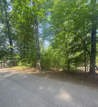 Residential Land in Lake Community