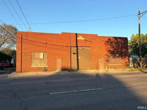 Auto Repair and Warehouse Flex