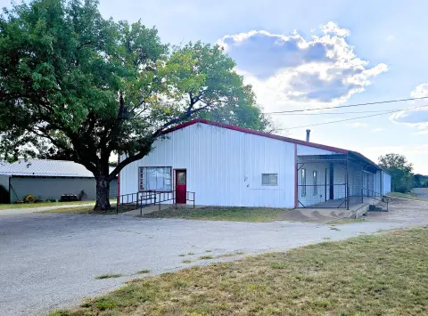 Versatile Commercial Property in Llano