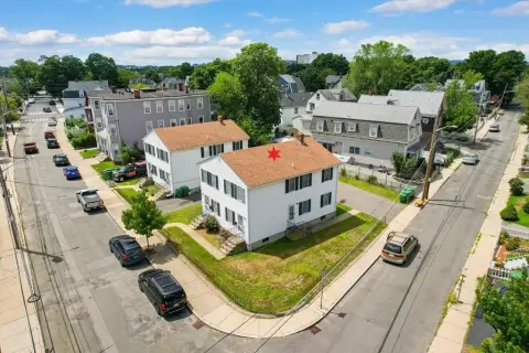 Two-Unit Duplex With Separate Utilities