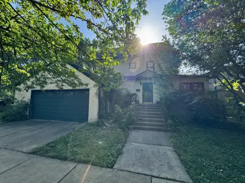 Oversized Wedge-Shaped Residential Lot