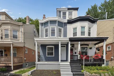 Twin Home with Unfinished Basement
