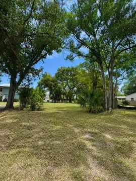 Vacant Buildable Lot