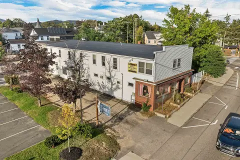 Mixed-Use Investment Opportunity, Conway, NH