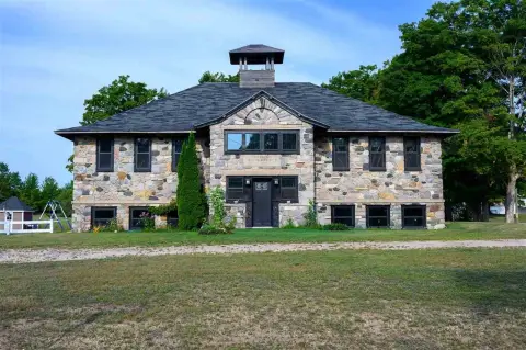 Seven-Unit Apartment Compound