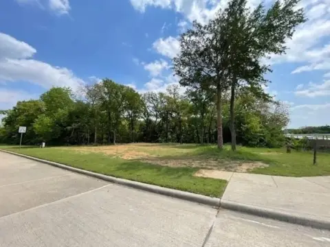 Unimproved Land in Lewisville, TX