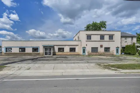 Art Deco Flex Space