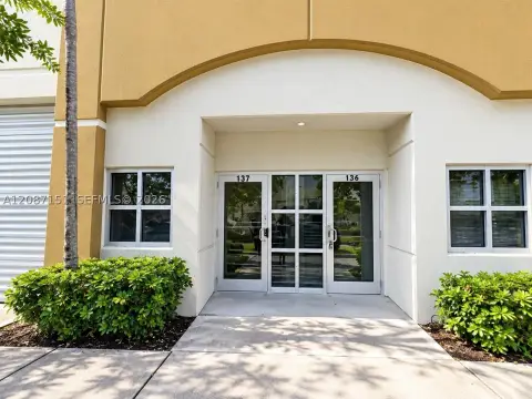 Office/Warehouse Flex Space