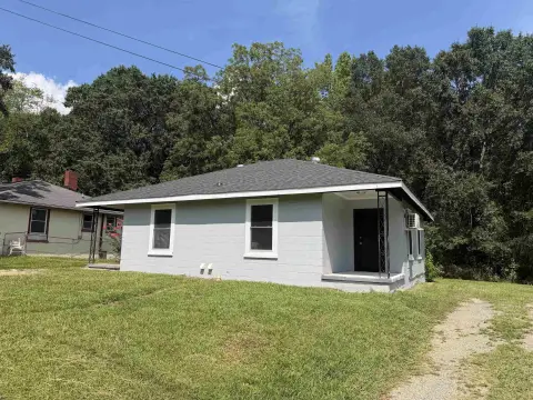 Renovated Duplex with New HVAC