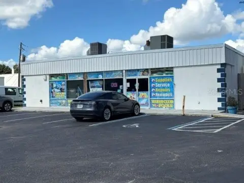 Freestanding Storefront Property