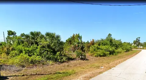 Vacant Lot in Port Charlotte