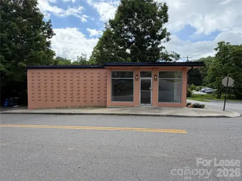 Two-Level Retail Space