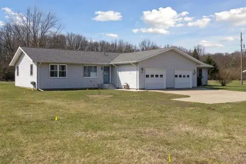 Kalamazoo Multifamily Property on Acreage