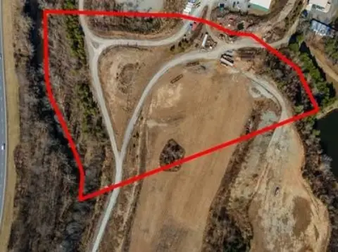 Commercial Land with Direct Parkway Access