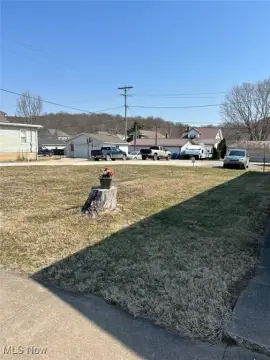 Level Lot in Caldwell, Ohio