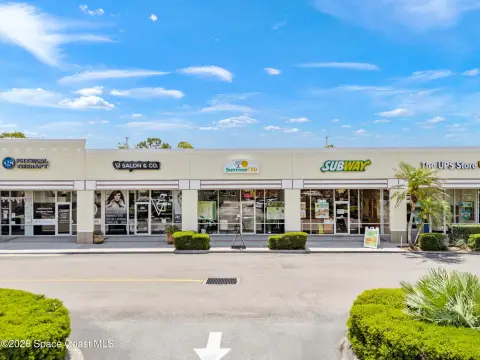Retail Space in Publix-Anchored Plaza