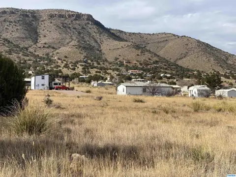Commercial Land on Airstrip Taxiway