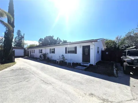 Renovated Duplex With Private Backyards