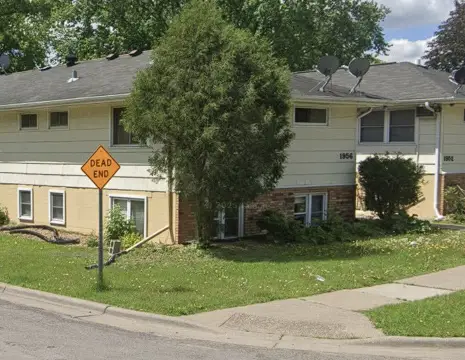 17-Unit Apartment Building