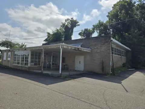 Former Courthouse Office Building