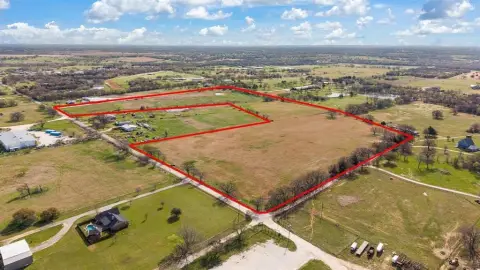 32.622 Acres in Cleburne, TX