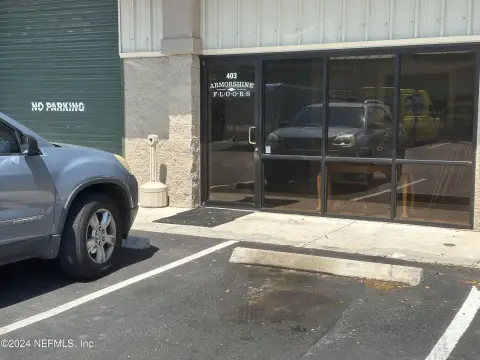 Office Warehouse in Eastpark Business