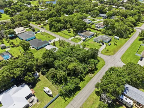 Oversized Corner Home Lot