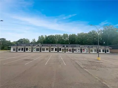 Retail Suite with Rear Access
