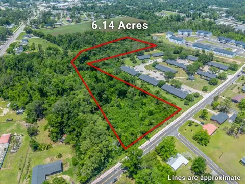 Residential Land in Douglas, GA