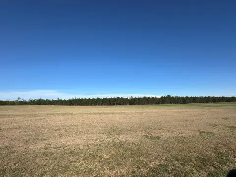 Residential Land in Quiet Subdivision