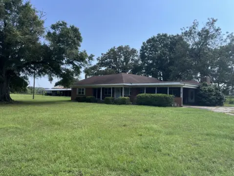 11 Acres of Versatile Land