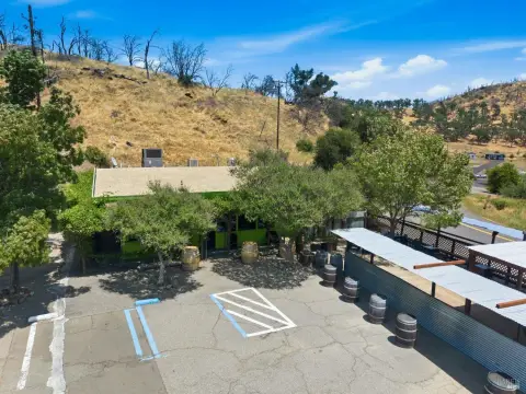 Conventional Restaurant with Bar