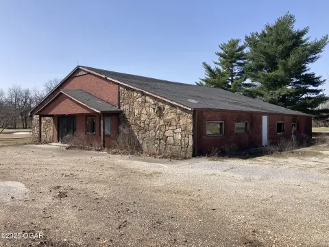 Commercial Land Near Golf Course