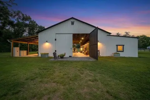 Ocala Farm with Barn Apartment