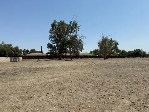 Residential Lot in Corcoran, CA
